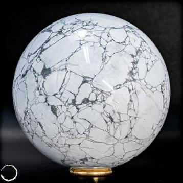 Rare boule de howlite naturelle du Canada Chef-dœuvre de la