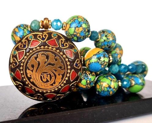 Apatite - Turquoise - Collier bouddhiste - Amulette - Fleur, Antiek en Kunst, Antiek | Boeken en Manuscripten