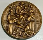 Cabral Antunes (1916-1986) - Médaille Bonita en relief en, Antiek en Kunst