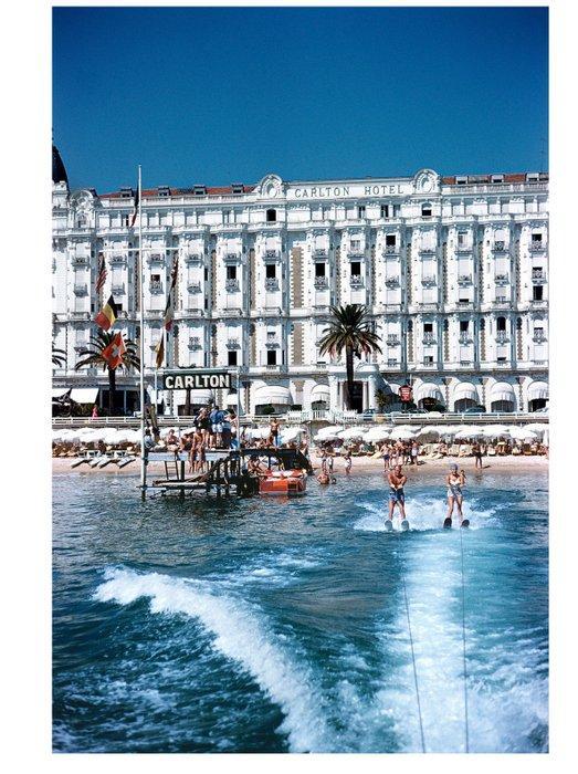 Slim Aarons (1916–2006) - Hotel Sports, Antiek en Kunst, Kunst | Designobjecten