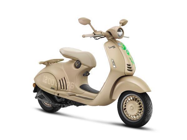 Veiling - Vespa 946 Dragon 11th Anniversary 2024 NIEUW, Fietsen en Brommers, Scooters | Vespa, Nieuw