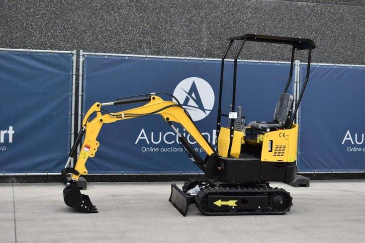 Veiling: Minigraver Hightop HT10 Diesel 7.5kW Nieuw, Zakelijke goederen, Machines en Bouw | Kranen en Graafmachines, Ophalen