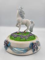 Licorne sous cloche en verre – The Franklin Mint – Édition