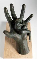 Lorenzo Quinn (1966) - Sculpture, Confianza - escultura, Antiek en Kunst
