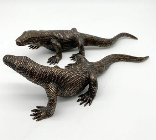 Beeldje - A set of 2 komodo dragons - Brons, Antiek en Kunst, Kunst | Designobjecten