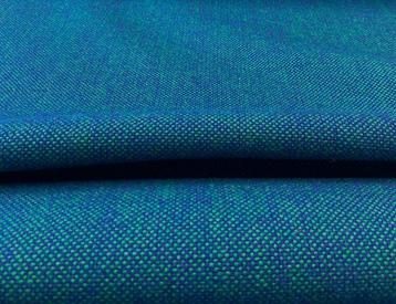 Tissu tissé doux en mélange de laine fabriqué en Italie -