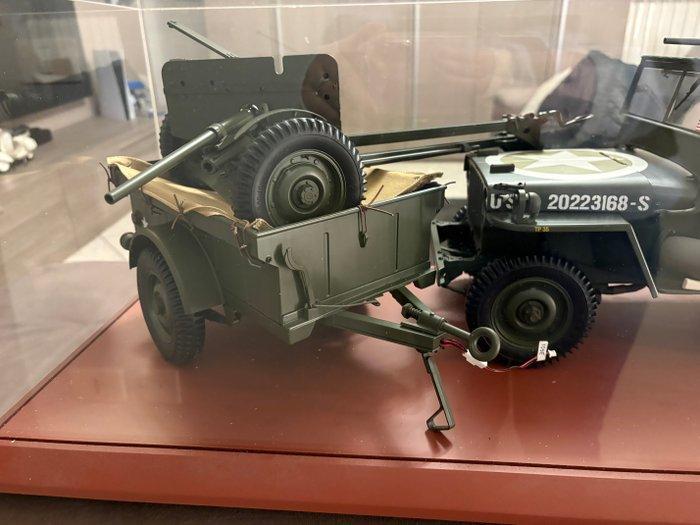 Hachette 1:8 - Modelauto (3) - Jeep willis, Enfants & Bébés, Jouets | Autre