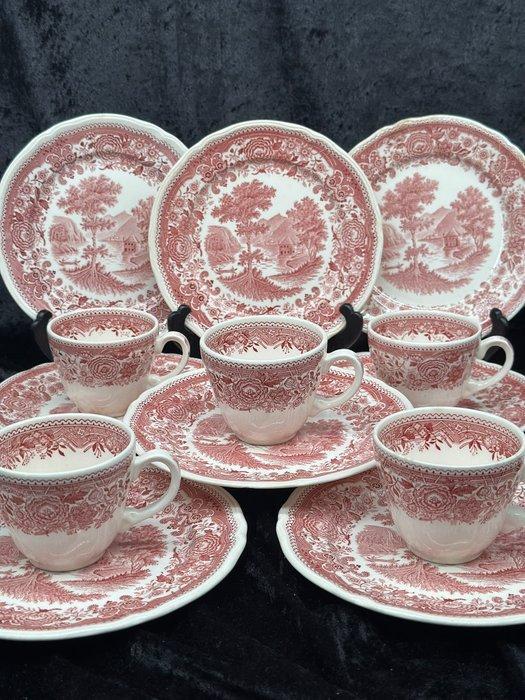 Villeroy & Boch Burgenland – Porzellanservice in Rot, Made, Antiek en Kunst, Antiek | Meubels | Tafels