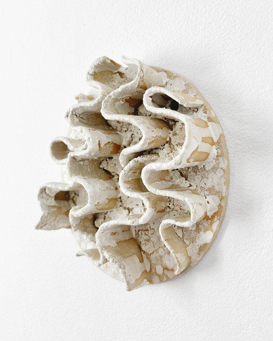 Yulia Lavrova - Blossom Believers, Antiek en Kunst, Kunst | Designobjecten