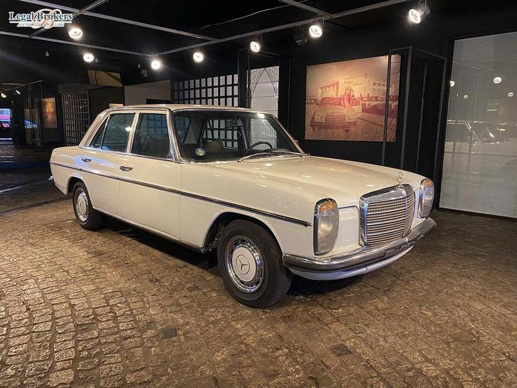 Mercedes-Benz 230 /8, Auto's, Oldtimers, Mercedes-Benz, Ophalen of Verzenden