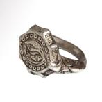 Sasanian Zilver Ring met vis