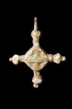 Viking periode Bronzen kruis  (Zonder Minimumprijs)