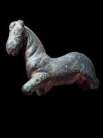 Oud-Romeins Brons Stunning Heavy Figure of a Horse, Handtassen en Accessoires, Antieke sieraden