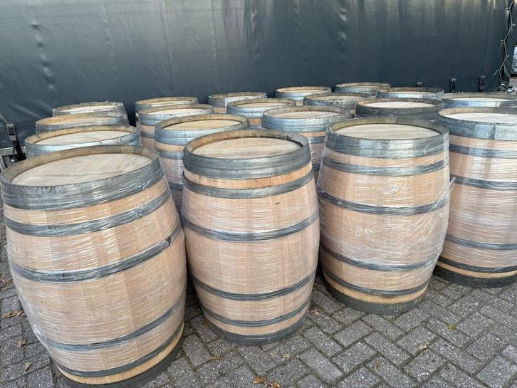 20x super mooie eikenhouten wijnvaten 225 L - 20 stuks, Tuin en Terras, Regentonnen, 150 liter of meer, Met kraantje, Nieuw, Hout