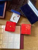 Monde. Münzalben 12 Stück (Sans prix de réserve)