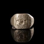 Oud-Romeins Zilver Fede Ring met gevouwen handen