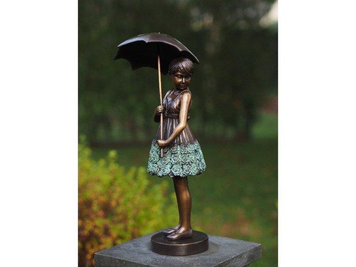 Beeld, Nieuw bronzen beeld “Girl with Umbrella” – Belgische, Antiek en Kunst, Curiosa en Brocante