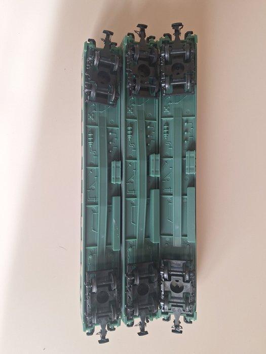 hachette H0 - Modeltrein personenwagen (3) - 3, Hobby en Vrije tijd, Modeltreinen | H0