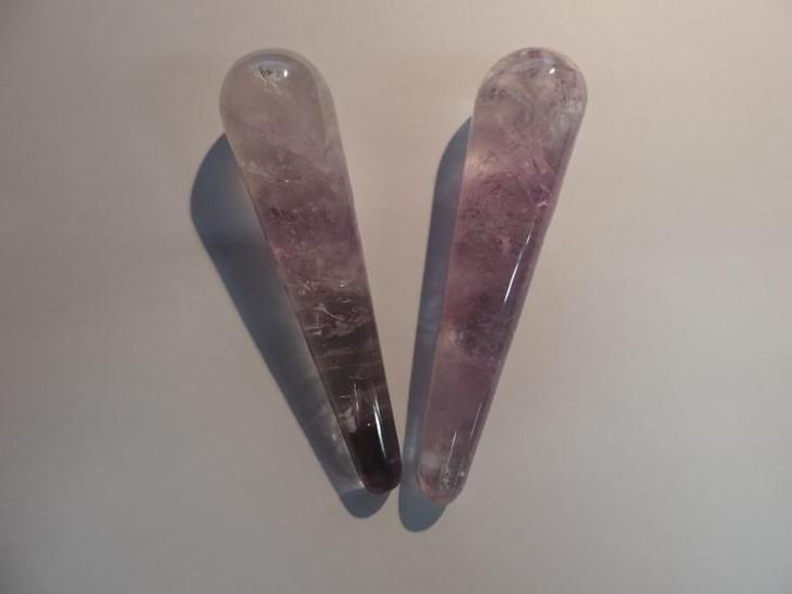 Massage Griffel - Band Amethist - Chevron - Kristal / Ede..., Antiek en Kunst, Antiek | Glaswerk en Kristal, Ophalen of Verzenden