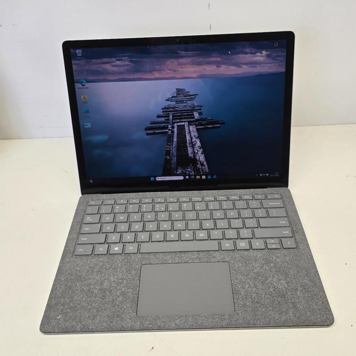 Microsoft Surface 1769 i5-7300 CPU 8GB 256GB | Nette Staat, Computers en Software, Windows Laptops, Nieuw, Ophalen of Verzenden