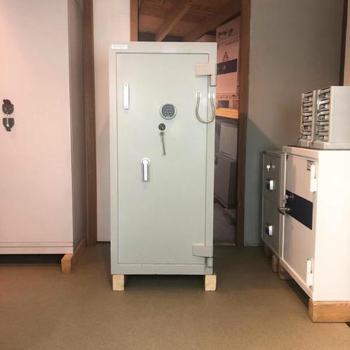 Gebruikte zwaar inbraakwerende vakken kluis, Huis en Inrichting, Brandblussers en Brandkasten, Gebruikt, Verzenden