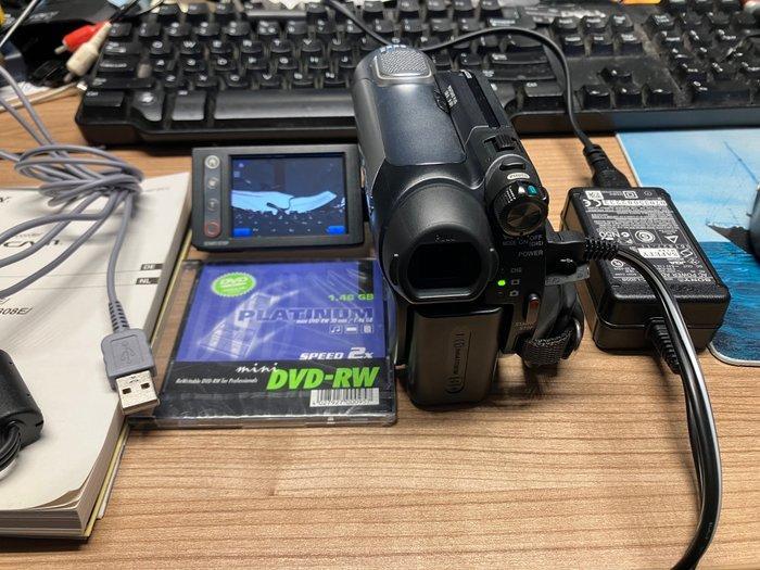 Sony DCR-DVD106E met disk en lader en gebruiksaanwijzing, Verzamelen, Foto-apparatuur en Filmapparatuur