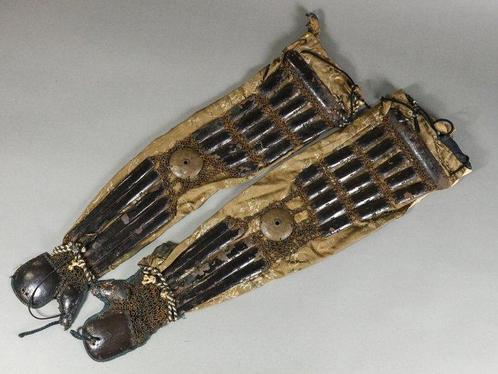 Armure - Japon - Protection de la cuisse (Haidate ) et, Antiek en Kunst, Antiek | Overige Antiek