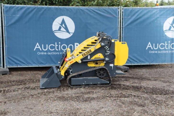 Veiling: Schranklader Skidster EG360 Benzine 13.5pk 2023 Nie, Zakelijke goederen, Machines en Bouw | Kranen en Graafmachines, Ophalen