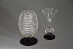 Schaal (2) - Glas - tweetal Art deco vazen