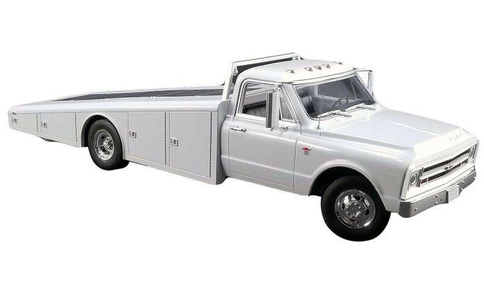 ACME 1:18 - Modelauto - Chevrolet C30 Ramp Truck 1967, Hobby en Vrije tijd, Modelauto's | 1:5 tot 1:12