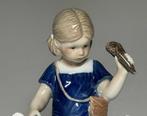 Royal Copenhagen - Figurine - Else Girl with Ice Cream #673