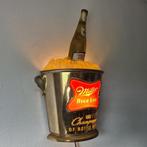 Miller beer 1970 - The champagne of bottle beers - Lichtbord