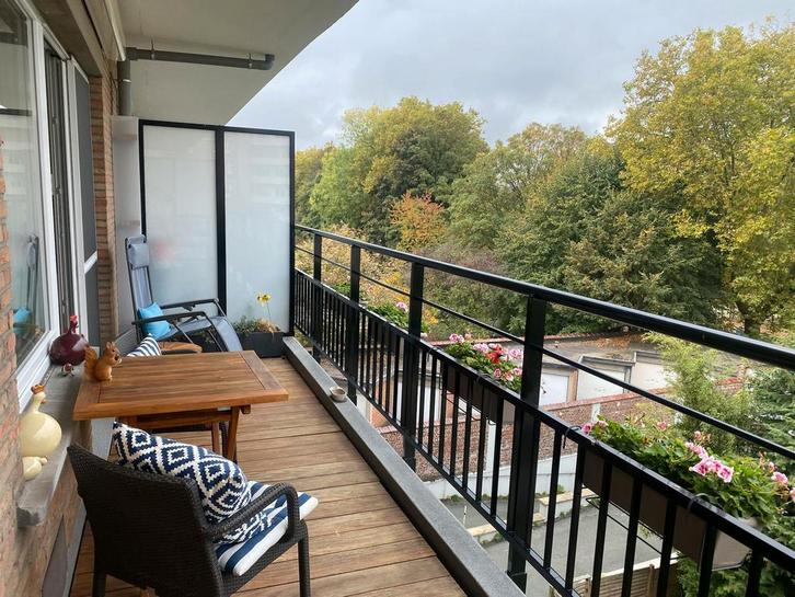 Appartement aan Rue Baron de Castro, Etterbeek, Immo, Appartementen en Studio's te huur, 50 m² of meer