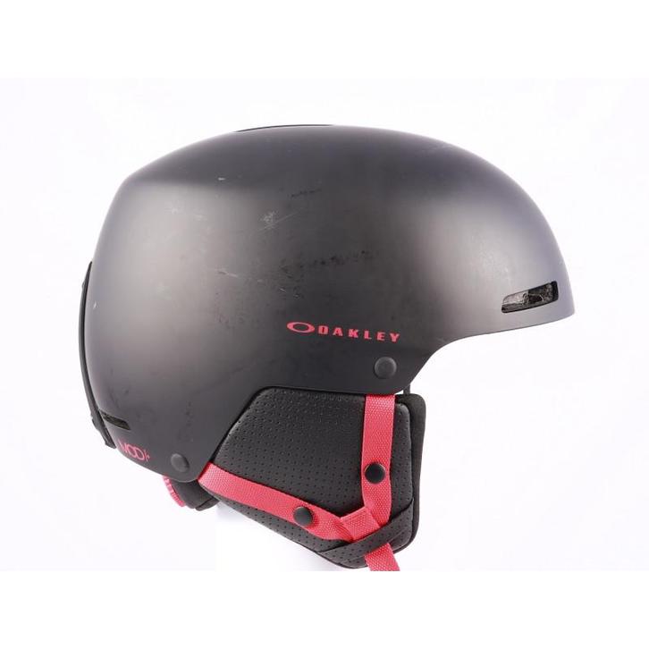 61 62 63 skihelm/snowboardhelm OAKLEY MOD1+, Black/red, vers, Sport en Fitness, Skiën en Langlaufen, Ski, Overige typen, Gebruikt