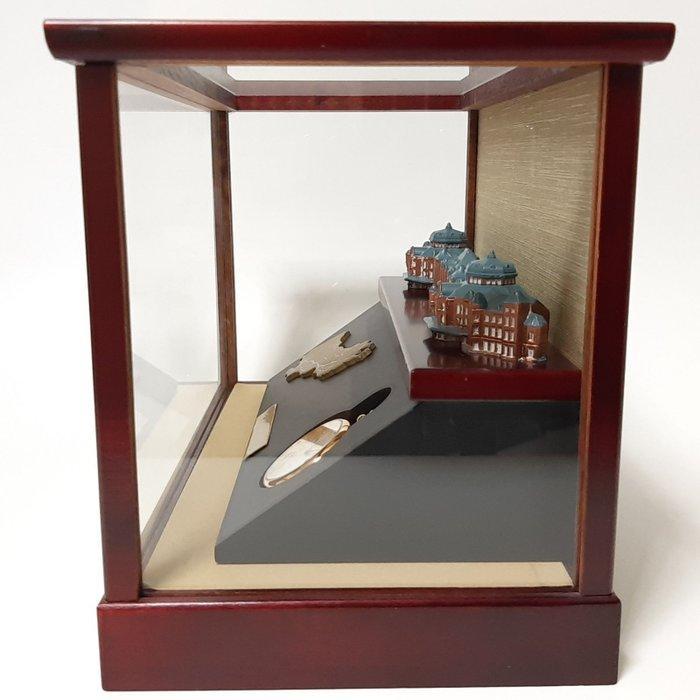 Beeldje - JR East Tokyo Station Marunouchi Building Diorama, Antiek en Kunst, Antiek | Speelgoed