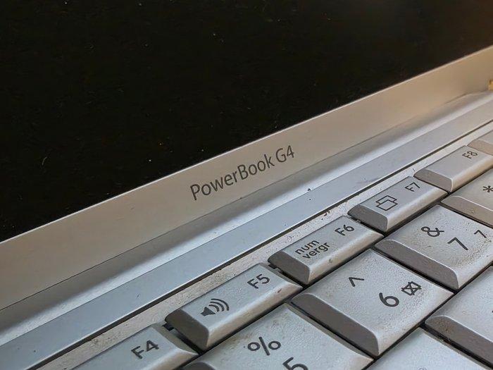 Apple PowerBook G4 12 Model A1104 (Includes the original, Consoles de jeu & Jeux vidéo, Consoles de jeu | Accessoires Autre