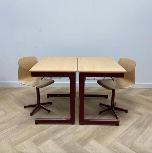 Tweedehands complete school set Galvanitas 10 stuks tafels +, Huis en Inrichting, Stoelen, Gebruikt, Vijf, Zes of meer stoelen