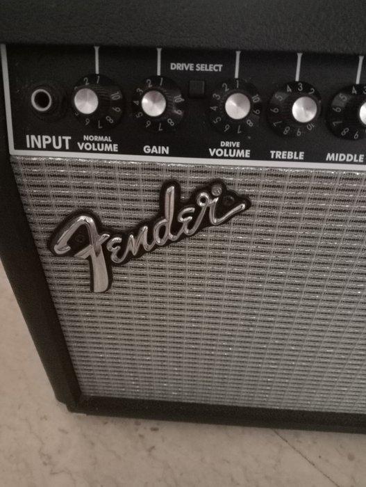 Fender - Aantal items: 1 - Gitaarversterker (Zonder, Muziek en Instrumenten, Snaarinstrumenten | Gitaren | Akoestisch