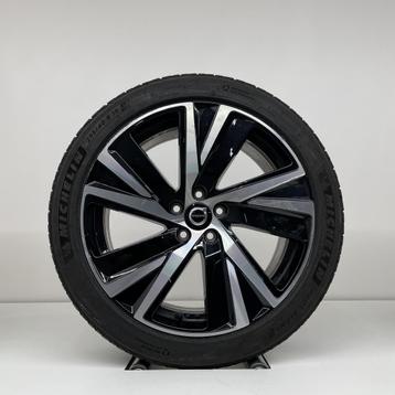 Volvo 19 inch R-design velgen + Winterbanden V90/S90