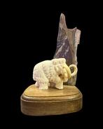 Wolharige mammoet Slagtand - Mammoet Beeld. Gemaakt van