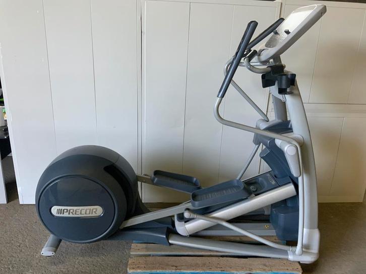 Precor Crosstrainer 835 LED P30, Sport en Fitness, Fitnessapparatuur, Crosstrainer, Gebruikt, Armen, Benen, Ophalen of Verzenden
