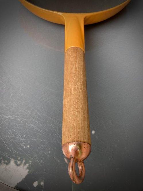 Le Creuset - Enzo Mari - Ovenschaal - De mama - Emaille,, Antiek en Kunst, Antiek | Keukengerei