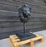 Ornement décoratif - Europe - XL : Tête de lion sur socle, Antiquités & Art