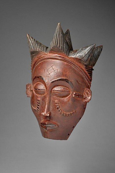 Mask - Chokwe - Angola (Zonder Minimumprijs), Antiek en Kunst, Kunst | Niet-Westerse kunst