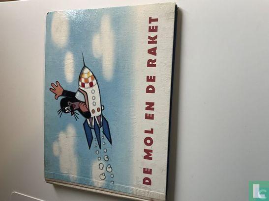 Miler, Zdenek - De mol en de raket - 1965, Boeken, Stripverhalen, Gelezen, Eén stripboek, Verzenden