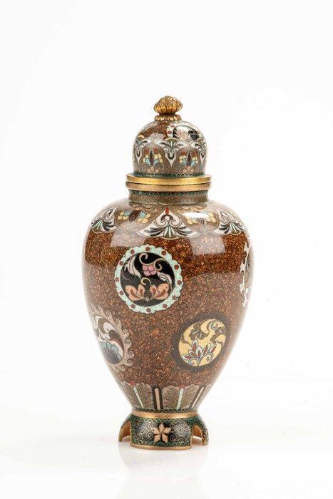 Vaas - Emaille, Een cloisonné-pot met een stijl van Namikawa, Antiek en Kunst, Antiek | Overige Antiek