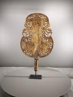 Eventails de cérémonie - Métal, laque, feuilles dor -