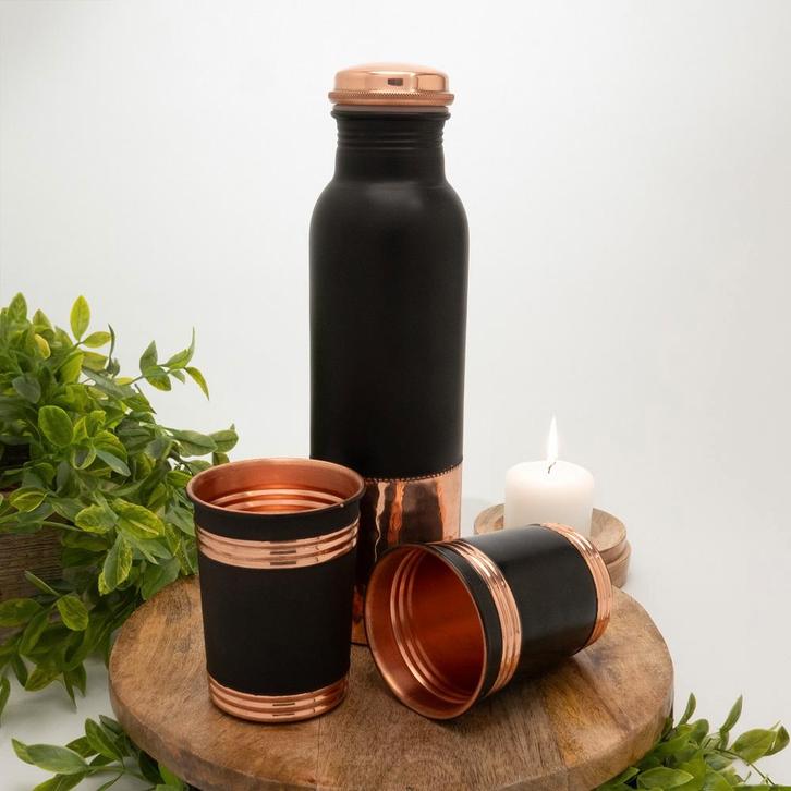Puur koperen set van fles bruinzwart ± 950 ml met 2 bekers, Sport en Fitness, Gezondheidsproducten en Wellness, Ophalen of Verzenden