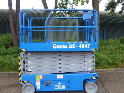 Gekeurde Genie GS-4047 schaarlift, 2013, 14m, nieuwe accus, Doe-het-zelf en Bouw, Bouwliften, Bouwlift, Gebruikt