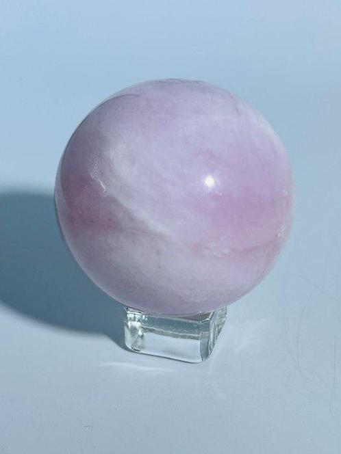 Sphère de Morganite – une rareté précieuse de pierre, Verzamelen, Mineralen en Fossielen